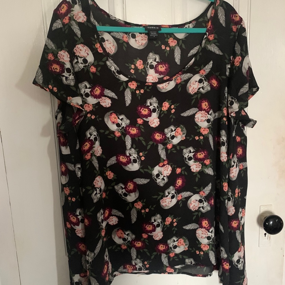 Torrid Skull Top